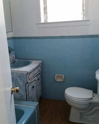 5th image of 756 E Willard St