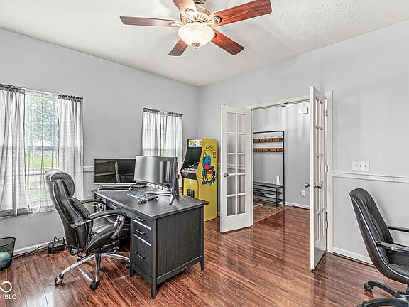 5th image of 671 Sonoma Ln