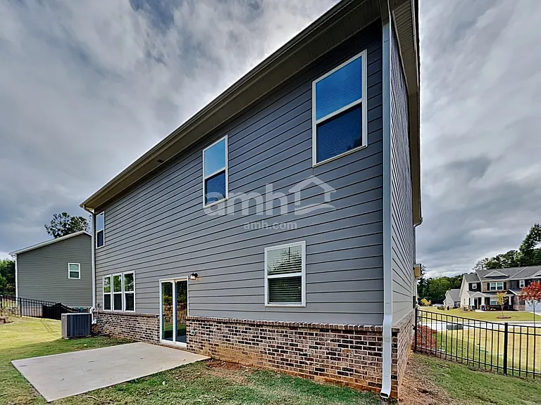 2050 Brook Enclave Trl — Photo 28