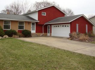 369 Bruce Dr, Brunswick, OH 44212