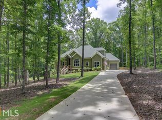 520 Riverside Dr, Lagrange, GA 30240
