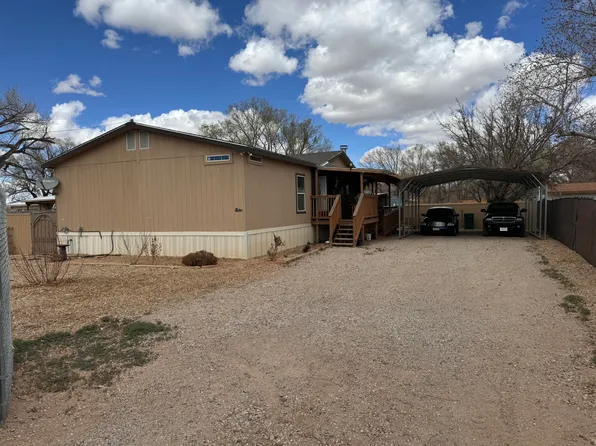 2011 Simplicio Ct SW, Albuquerque, NM 87105