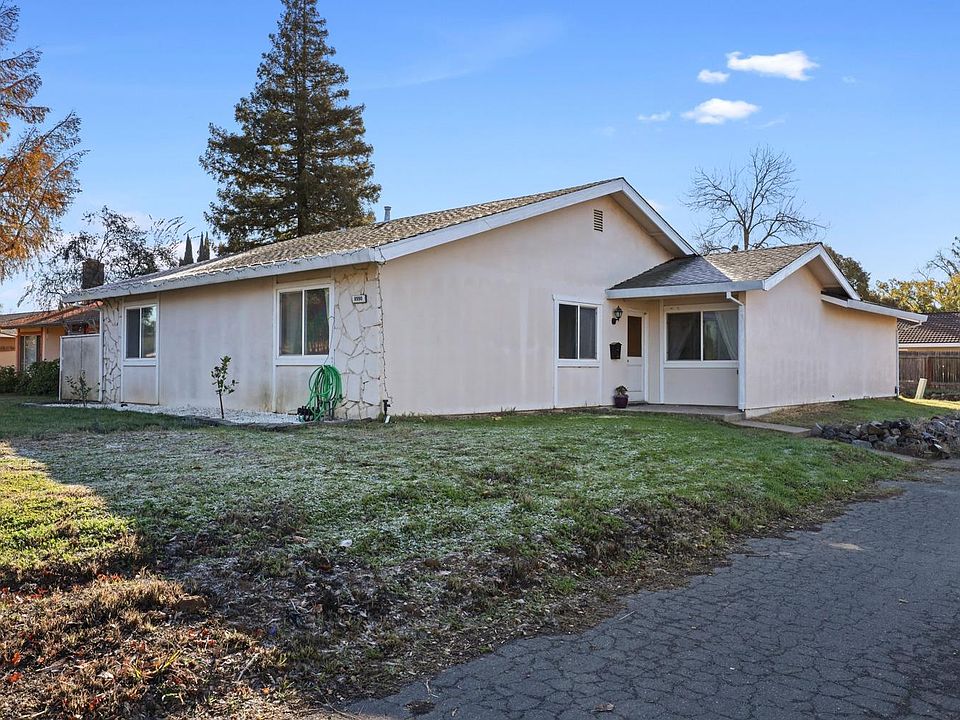 1st image of 8990 El Oro Plaza Dr