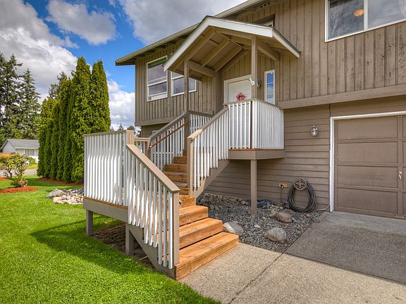3rd image of 19015 71st Avenue Ct E