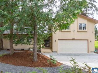 104 Horizon View Dr, Sequim, WA 98382