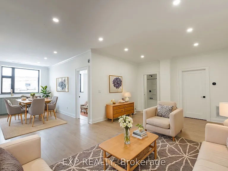 16 Hincks St #9 — Photo 3
