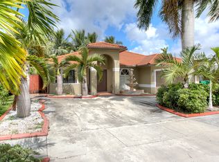 14811 SW 177th Ter, Miami, FL 33187