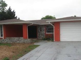 7300 King Arthur Dr, Port Richey, FL 34668