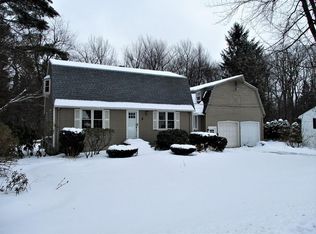 5 Forestdale Rd, Paxton, MA 01612