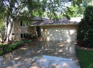 357 McKinley St, Anoka, MN 55303