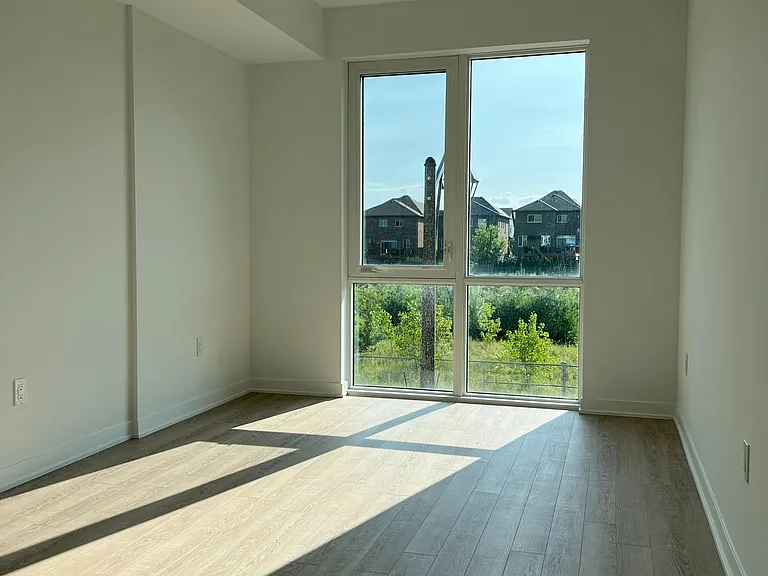 385 Arctic Red Dr #211 — Photo 5