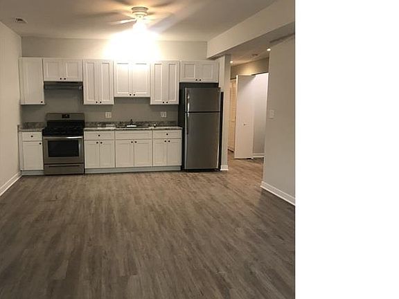 3rd image of 7419 S Colfax Ave #2N