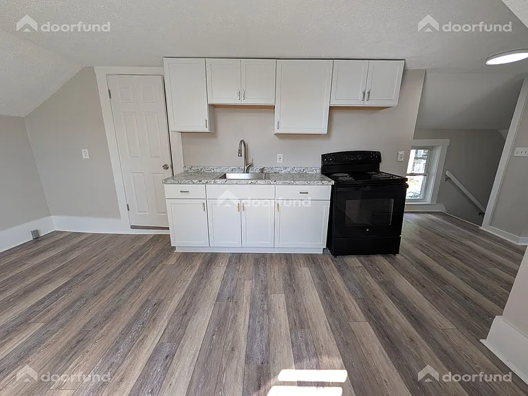 8 Green St #2 — Photo 6
