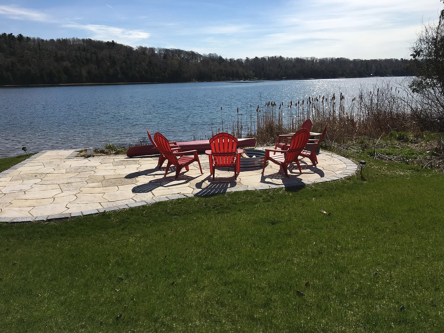 3 bed, 3200 sqft, $2,800 — Photo 2