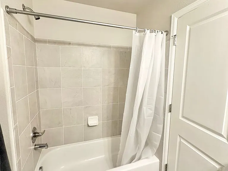 2081 Birmingham Loop — Photo 8