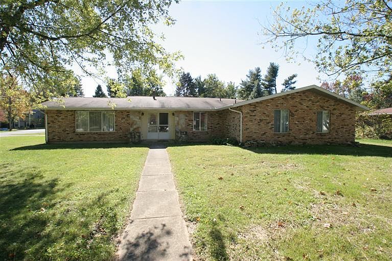 1st image of 180 Edgefield Dr