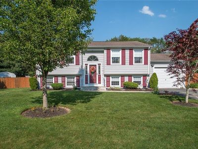 33 Cedar Ln, Seekonk, MA, 02771