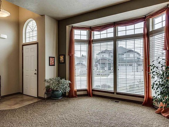 2nd image of 1112 W Highpeak Dr