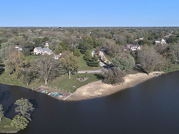 4th image of 14 Kitson Dr