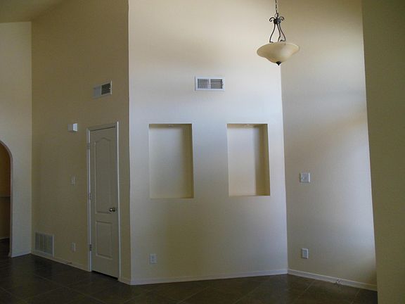 4th image of 12580 Wolf Berry Dr