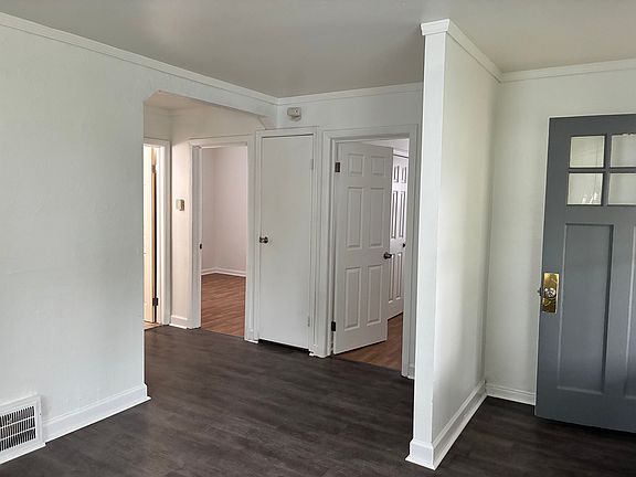 2nd image of 6729 Weddel St
