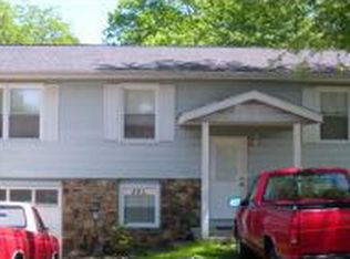 110 S Langley Dr, Ellettsville, IN