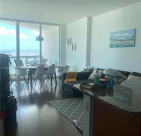 4th image of 480 NE 30th St APT 1006