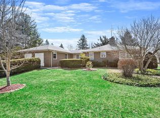 1 Flora St, New Fairfield, CT 06812