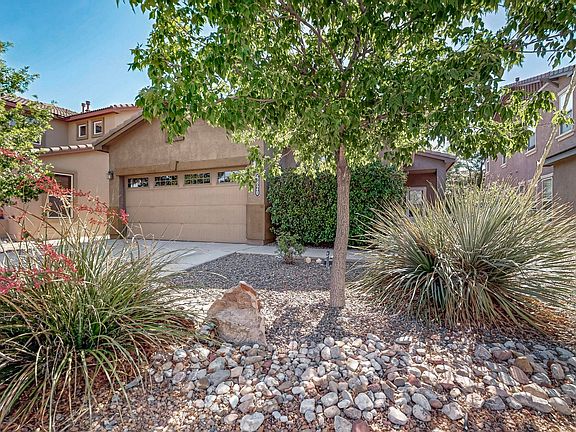 2nd image of 6820 Old Mesa Dr NW