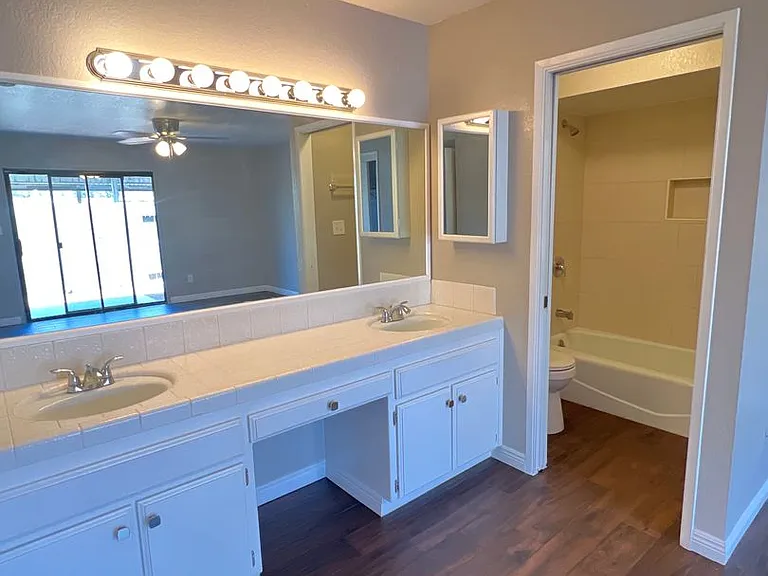 6811 Klamath Way — Photo 19