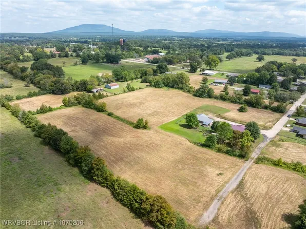 Granstaff Ave, Waldron, AR 72958