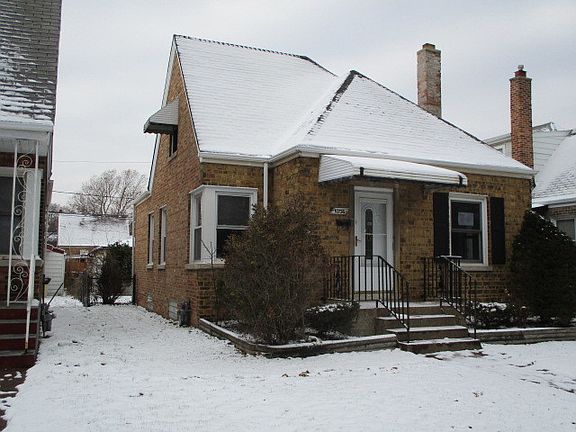 2nd image of 10738 S Avenue M