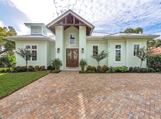 788 Broad Ct S, Naples, FL 34102