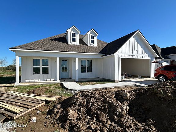 2nd image of 100 Rio Dr