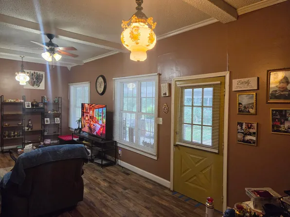 7127 Honeybee Dr, Linden, NC 28356