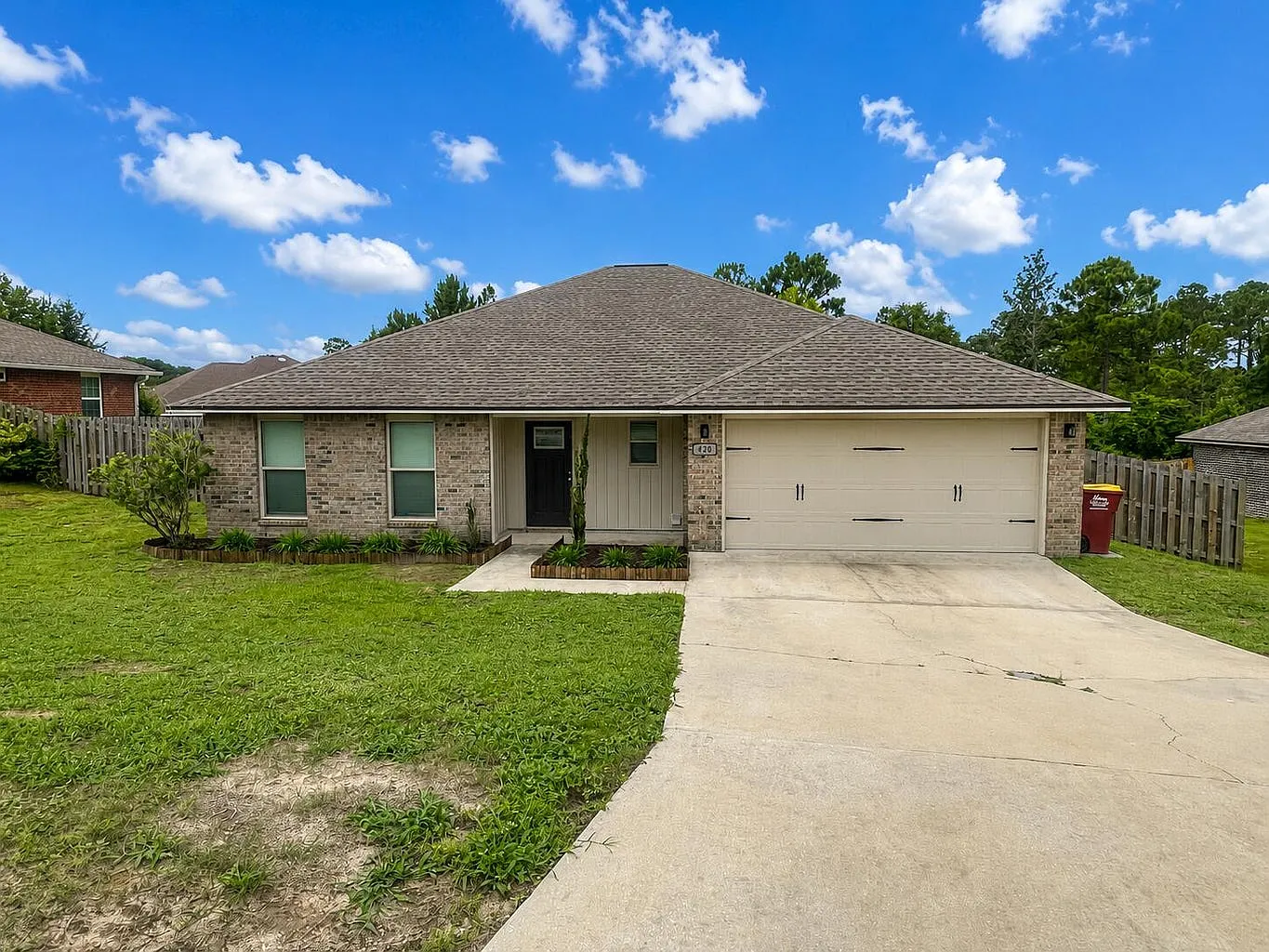 4 bed, 1664 sqft, $2,100 — Photo 1