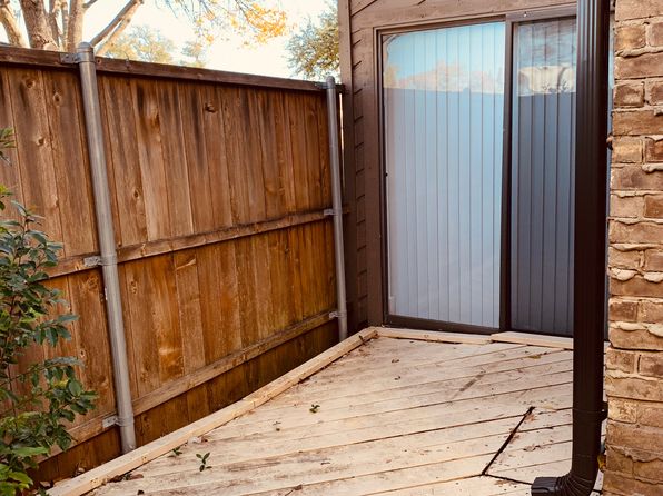 333 Melrose Dr APT 25A