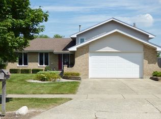 1229 Andrea Dr, New Lenox, IL 60451