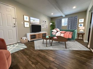 5907 Reeds Rd #5911100, Mission, KS 66202