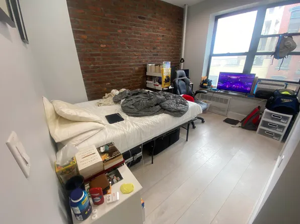 195 Stanton Street image 1 of 7