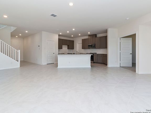 3rd image of 257 W Flowing River Drive