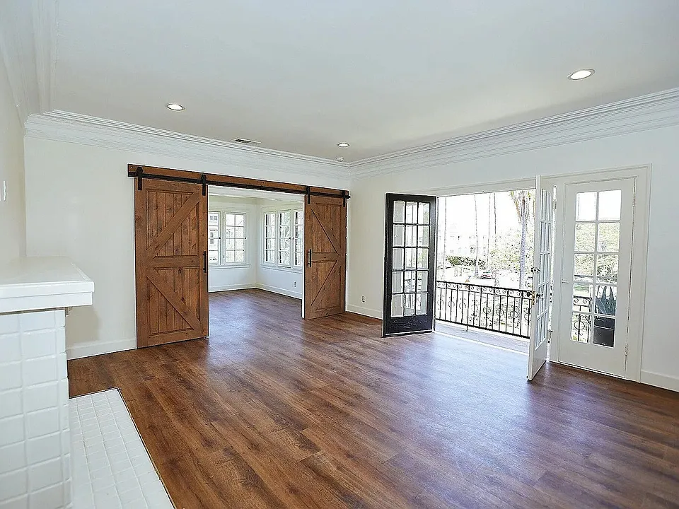 3520 W 12th St