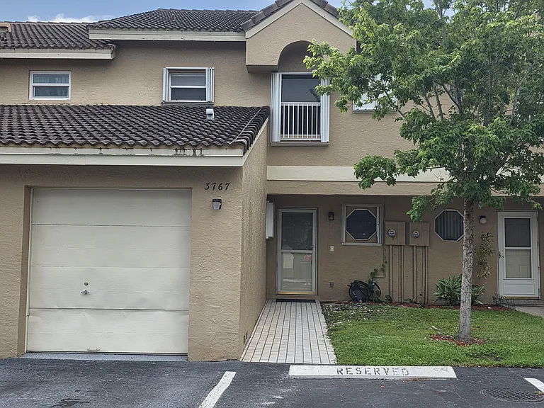 3767 NW 91st Ln — Photo 25