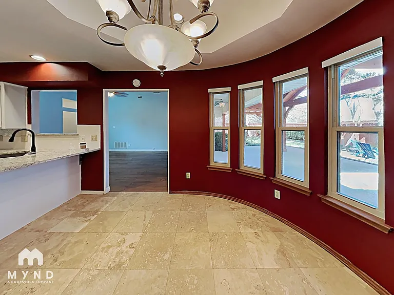 1607 Boardwalk Ct — Photo 6