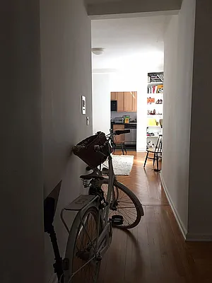 Rented by Manhattan Realty Group | media 12