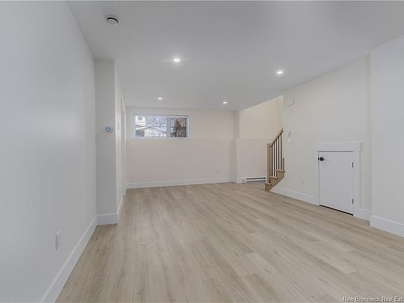 3rd image of 220 Gould St