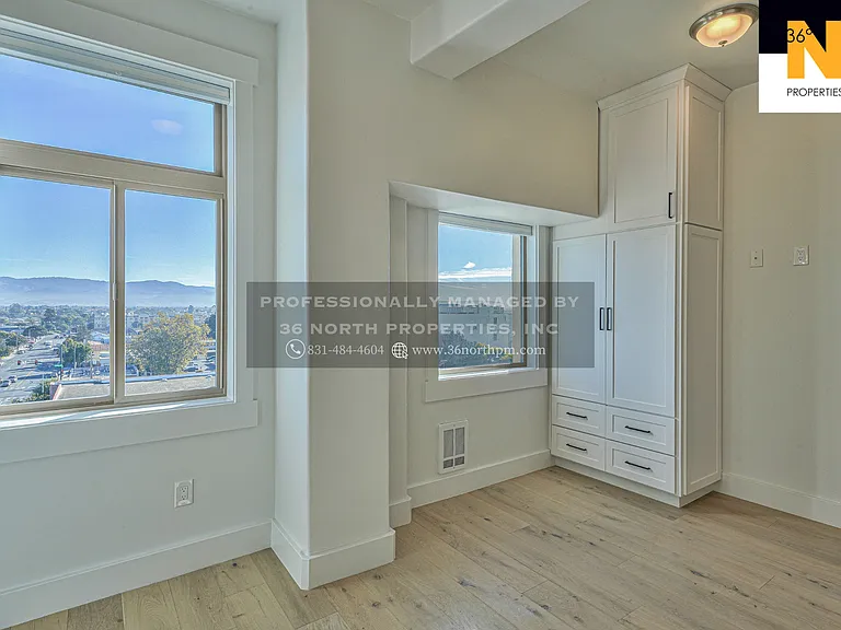 301 Main Street — Photo 6