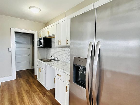 5th image of 311 S Grandview Ave APT 11
