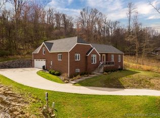 2715 Clearstream Ct, New Albany, IN 47150
