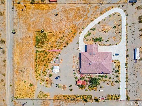 4th image of 3789 Luna Rd